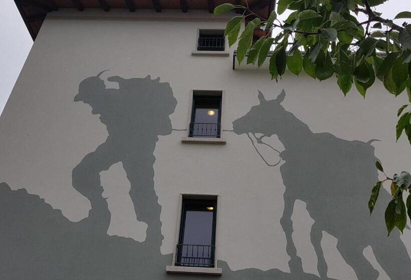 تختخواب و صبحانه I Personaggi