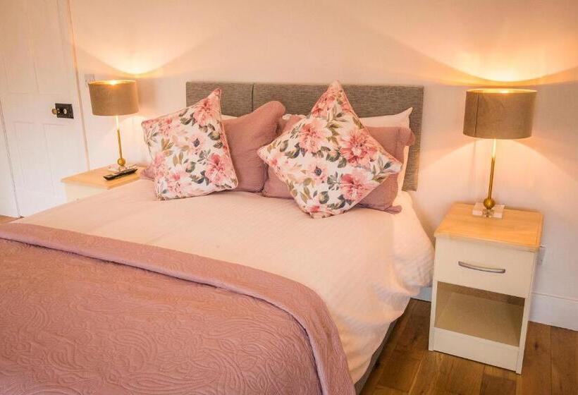 Bed and Breakfast Nevins Newfield Inn Ltd