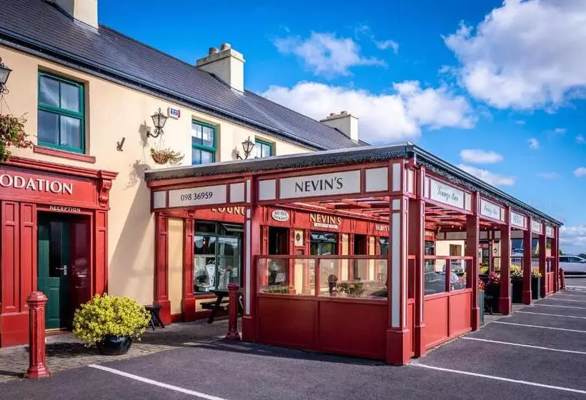 Aamiaismajoitus (B&B) Nevins Newfield Inn Ltd