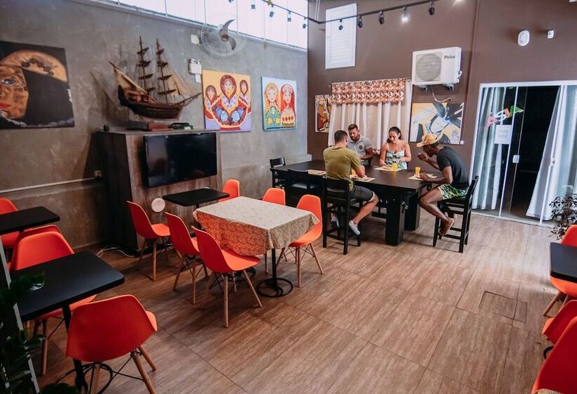 Bonabrigo Hostel & Suites