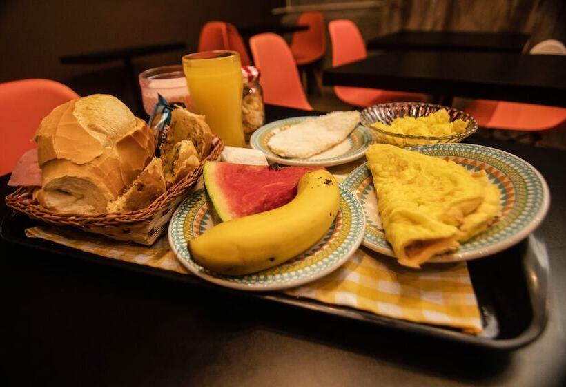 Bonabrigo Hostel & Suites