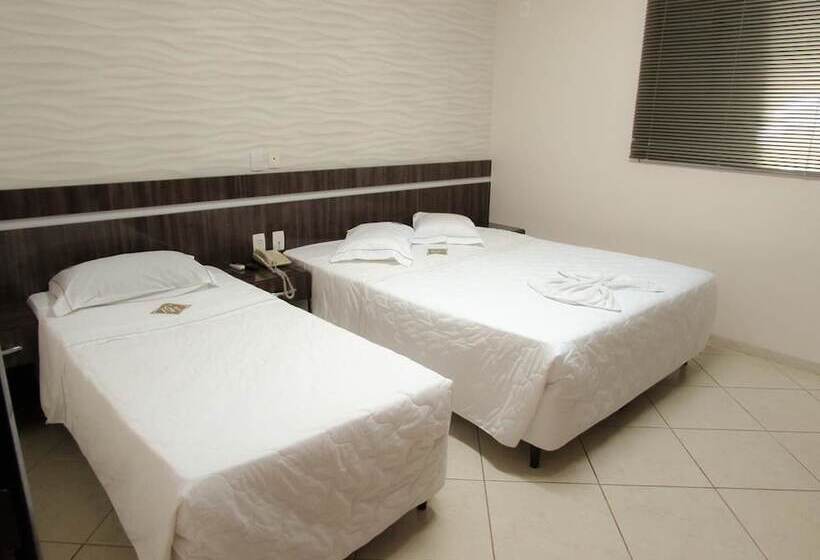 هتل Dourados Center