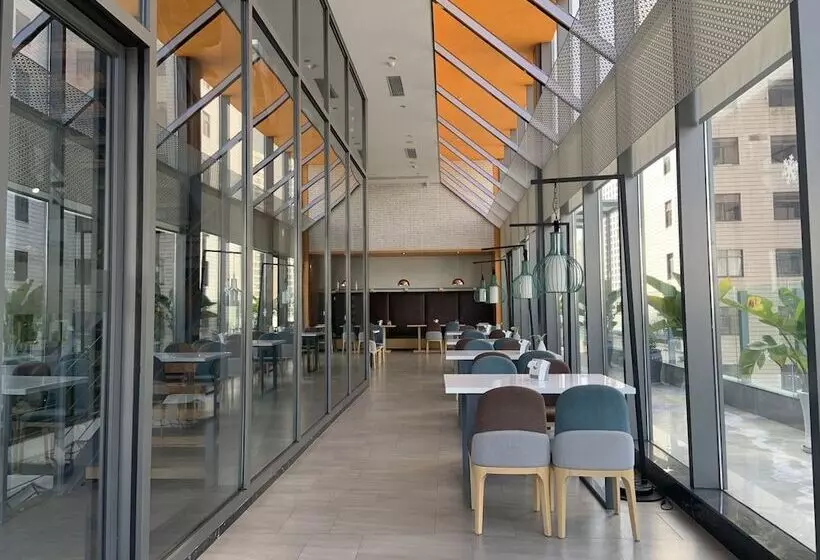 ホテル Ibis Styles Kunming Nanping