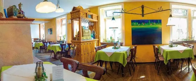 Hotelli Landgasthaus Römerhof