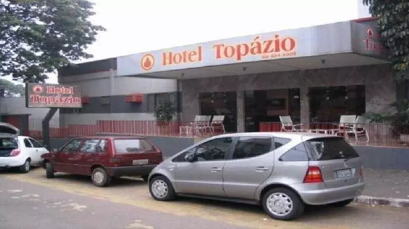 ホテル Topazio Ltda