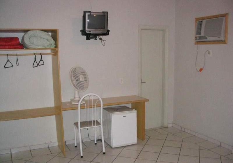 فندق Topazio Ltda