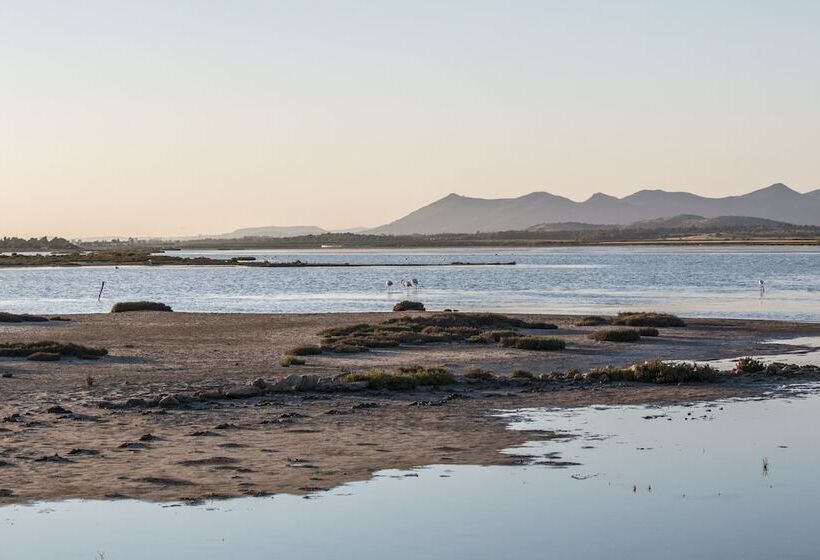 בית מלון כפרי Villa Santadi