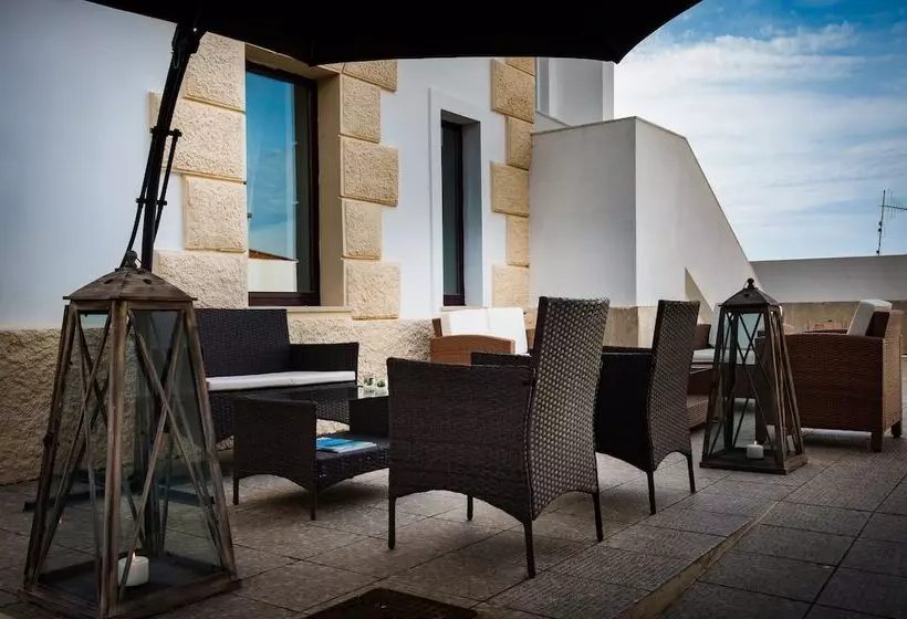 ホテル Villa Santadi