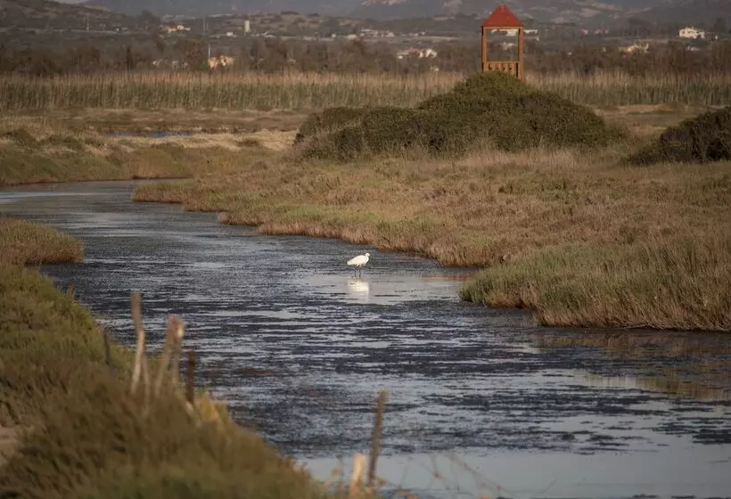 ホテル Villa Santadi
