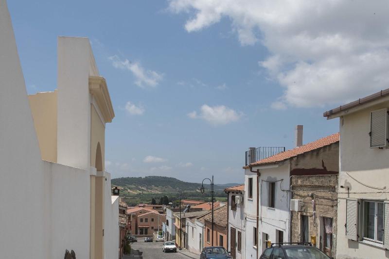 בית מלון כפרי Villa Santadi