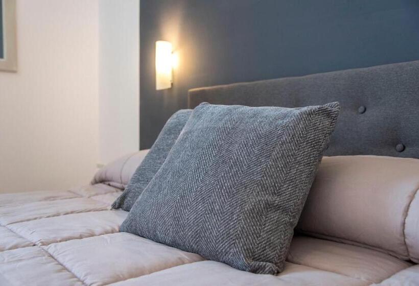 בית מלון כפרי Villa Santadi