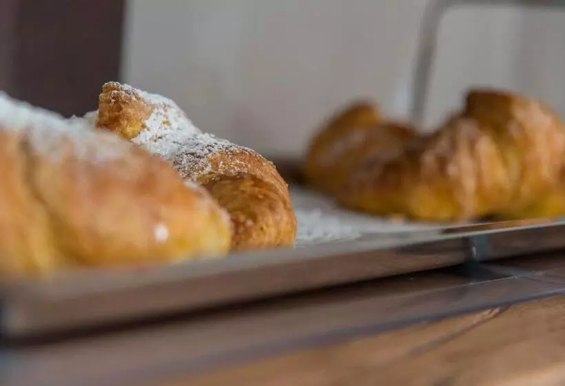 ホテル Villa Santadi