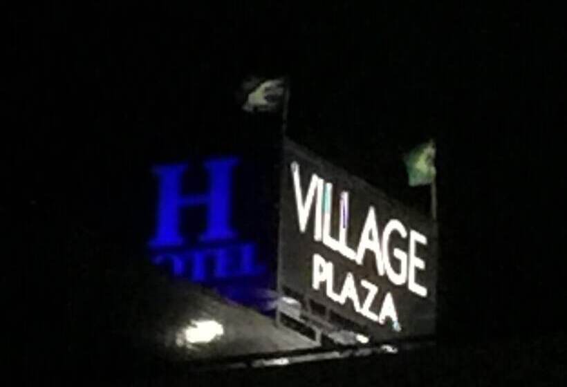 هتل Village Plaza