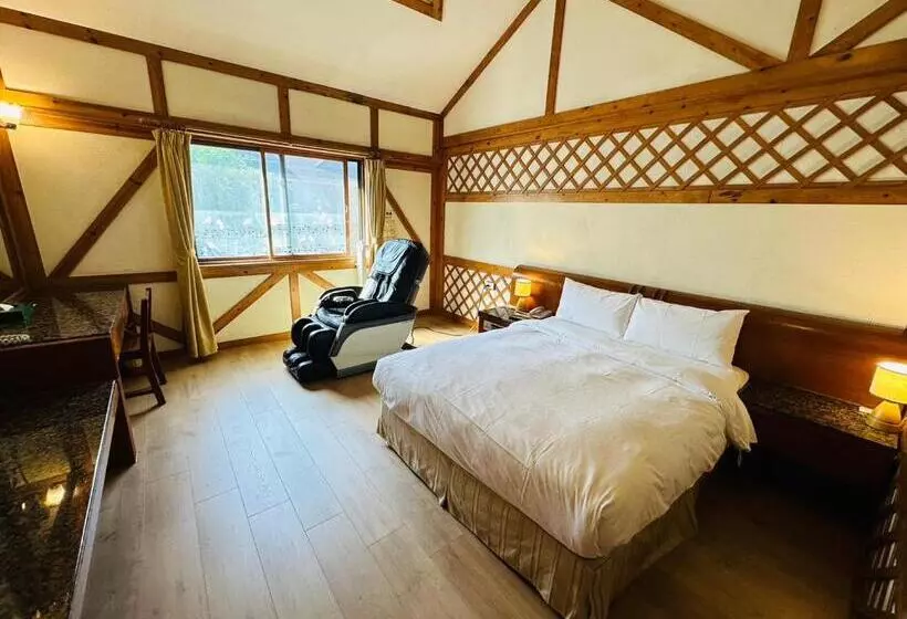 Ivy Motel
