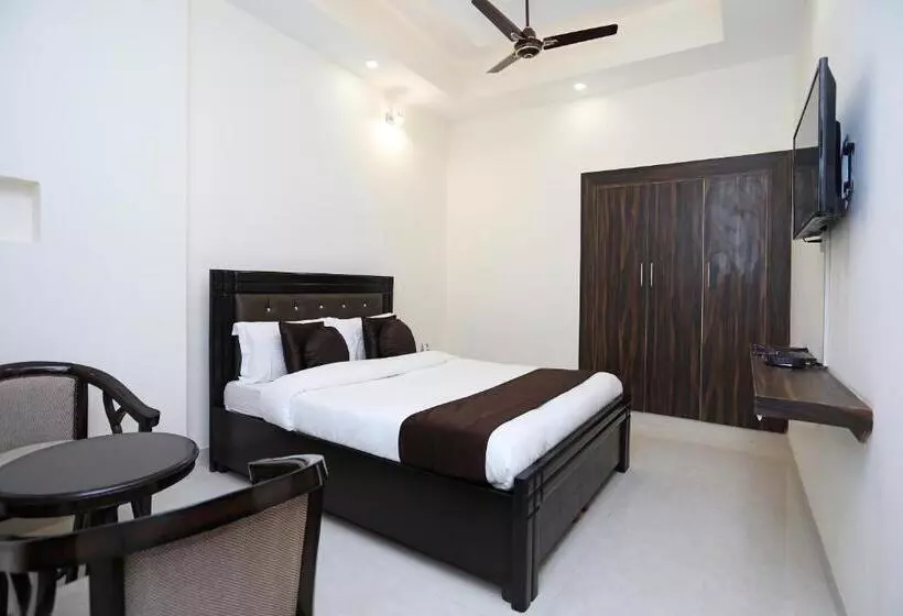 Hotelli O Royal Inn