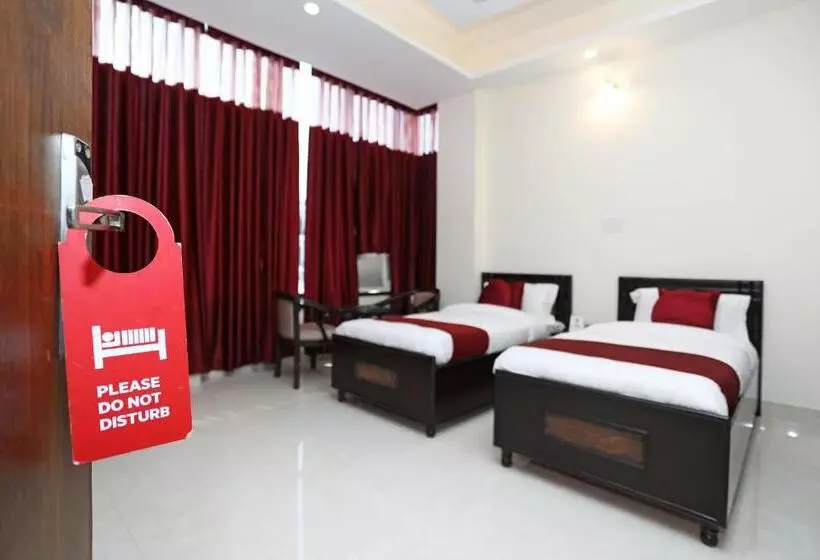 Hotelli O Royal Inn