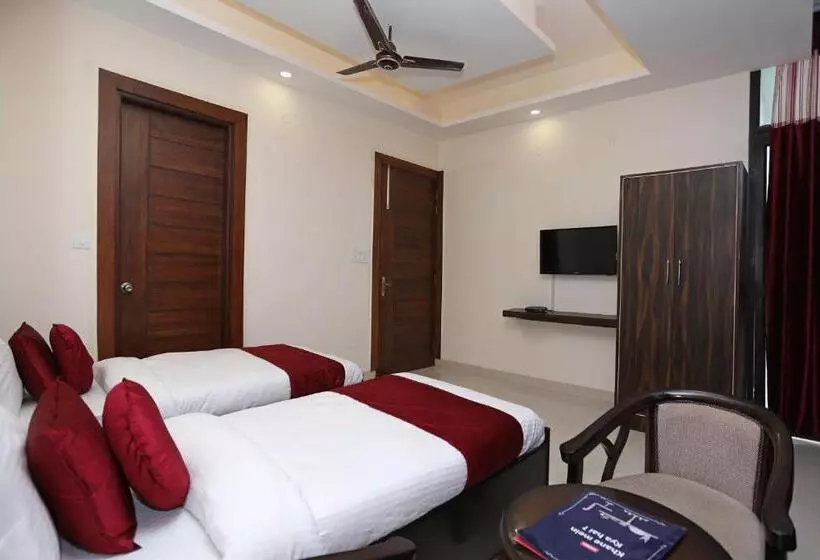 Hotelli O Royal Inn