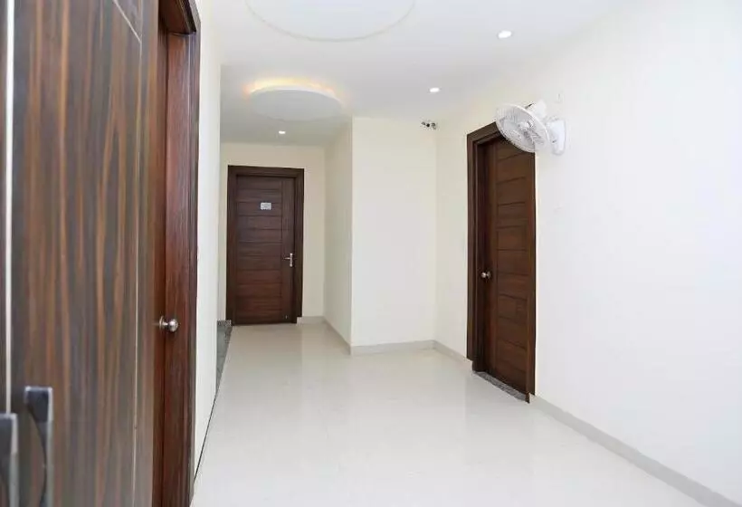 Hotelli O Royal Inn