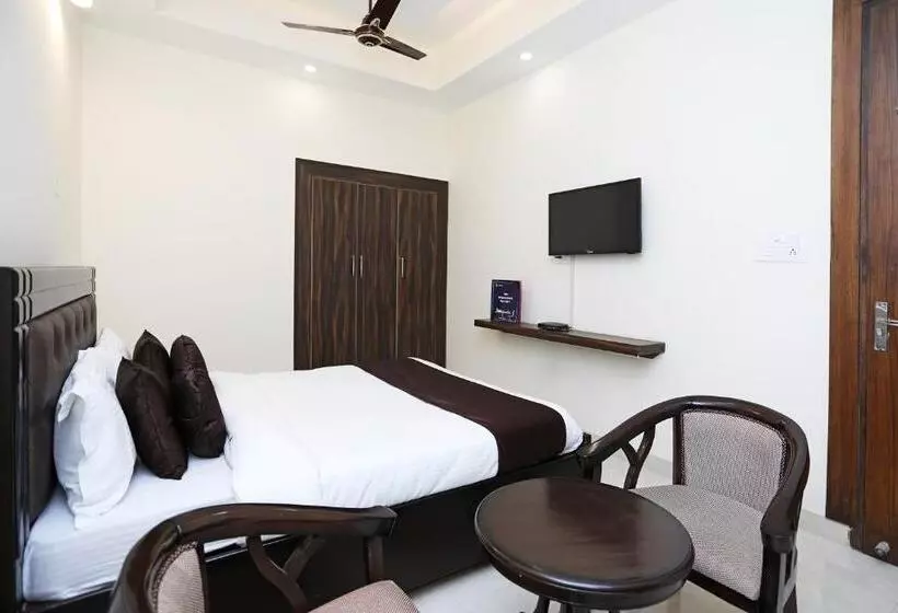 Hotelli O Royal Inn