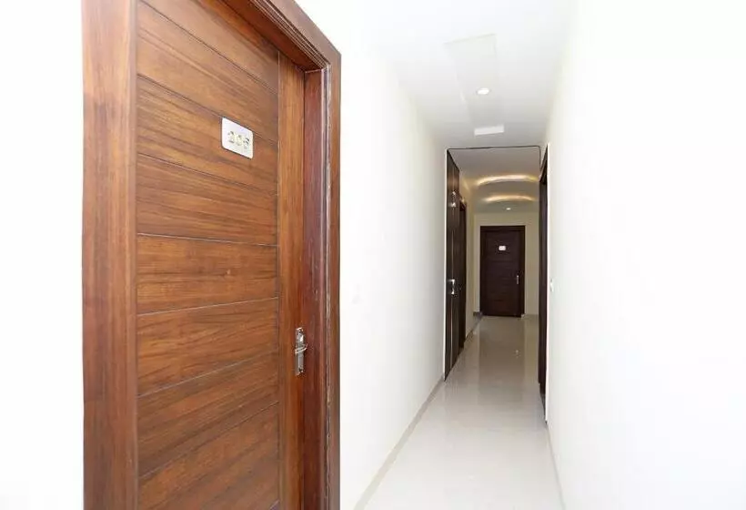 Hotelli O Royal Inn