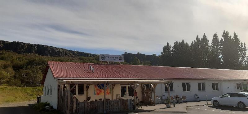 Tehusið Hostel