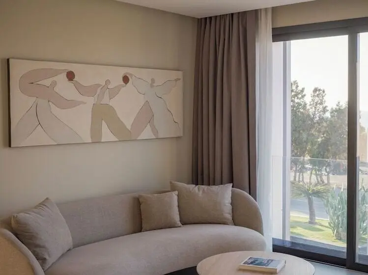 ホテル Kolektif Suites