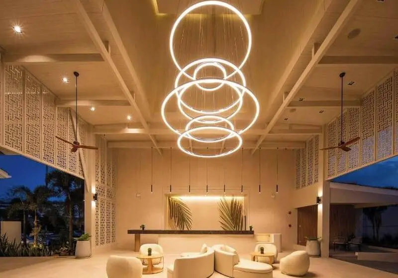Lalynn Resort & Villas