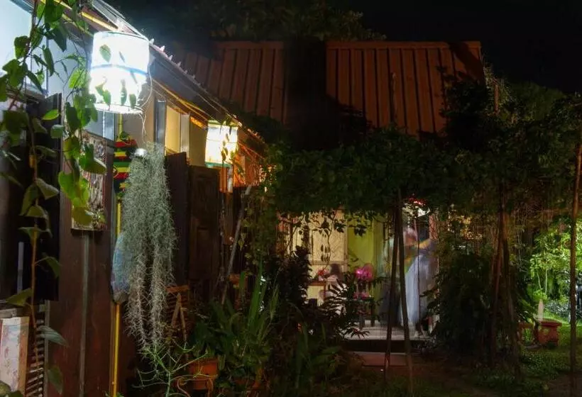 ユースホステル Sook Jai Guest House