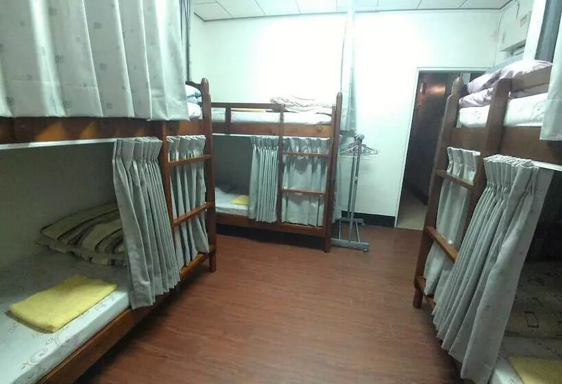 هاستل Tainan Guest House Hamuya