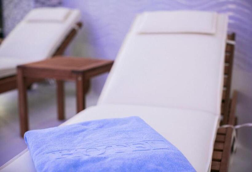 Aparthotel & Spa Kasmi