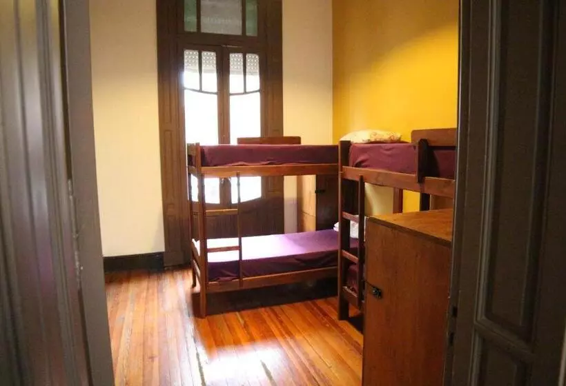 Hostel Brava Mansa