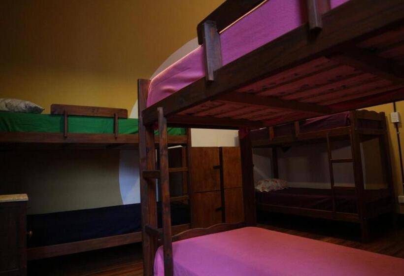 Hostel Brava Mansa