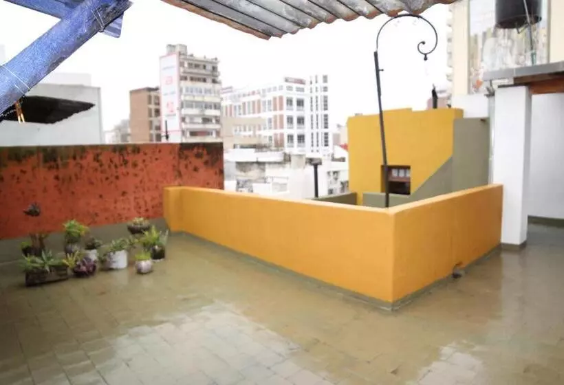 Hostel Brava Mansa