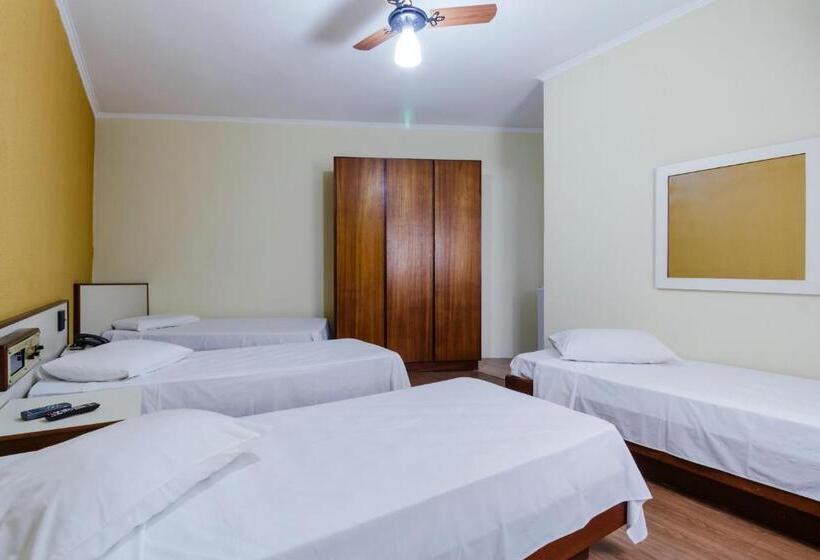 בית מלון כפרי Acacia