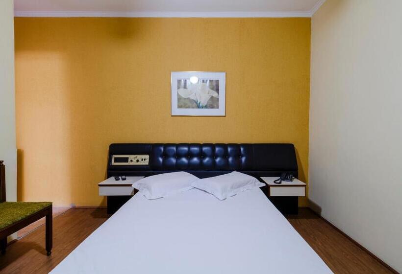 בית מלון כפרי Acacia