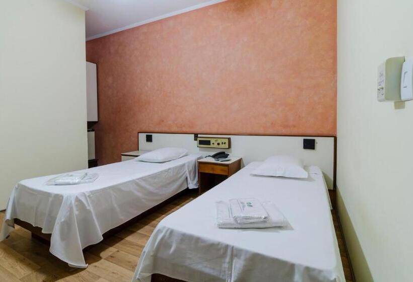 בית מלון כפרי Acacia