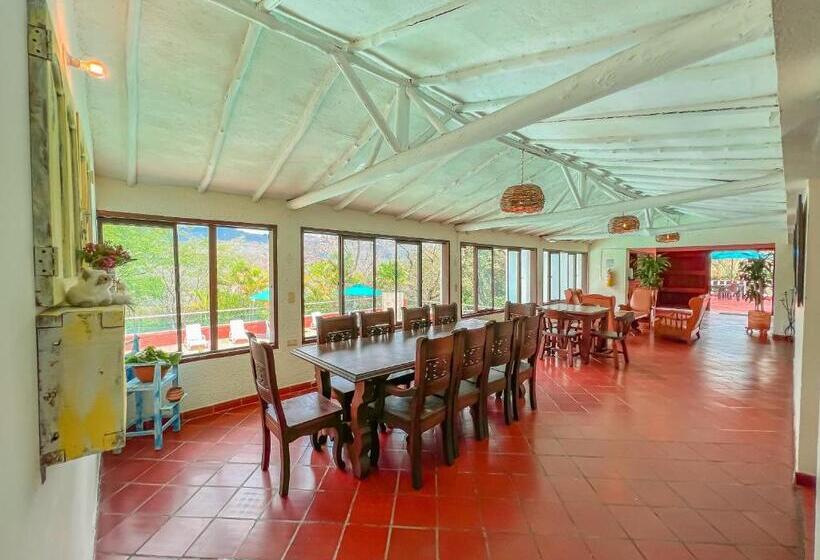 هتل Campestre La Trinidad