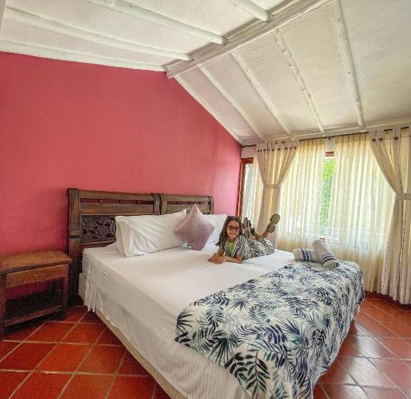 هتل Campestre La Trinidad