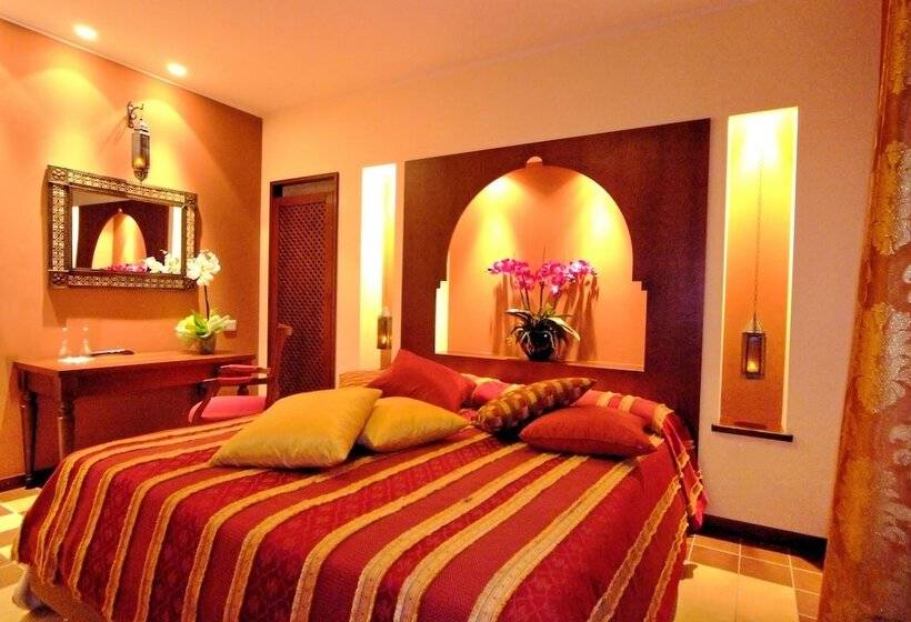 בית מלון כפרי Design Suite Tirano