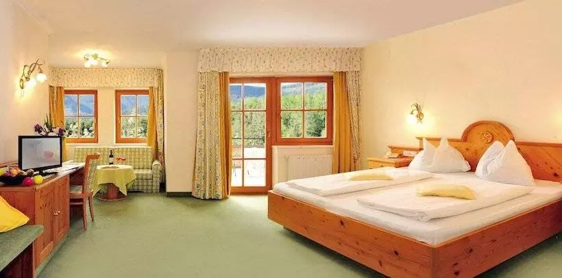 ホテル Flötscherhof