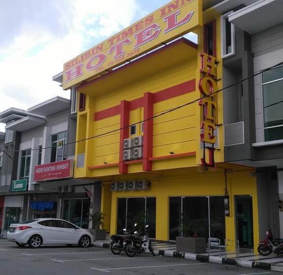 OYO 721 Silibin Times Inn Hotel