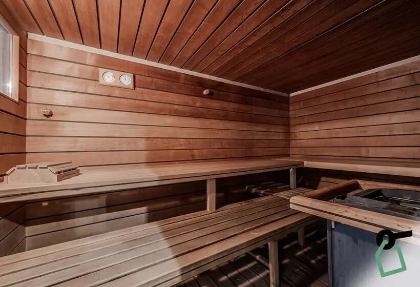 ホテル Hotiday Room Collection   Campiglio Pradalago
