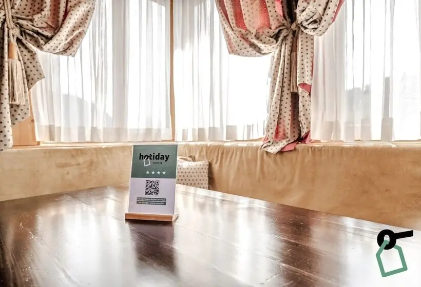 ホテル Hotiday Room Collection   Campiglio Pradalago