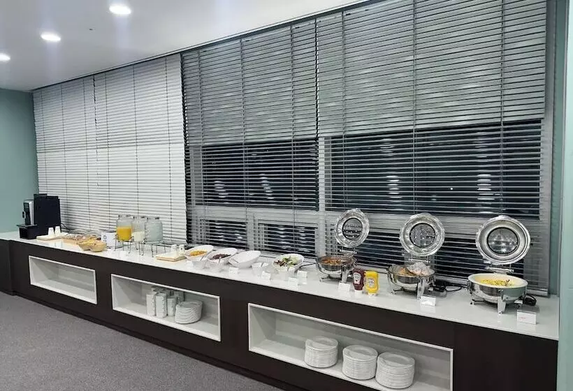 هتل H Avenue Sasang Station Residence