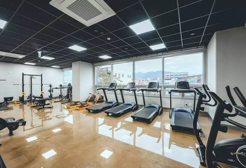 هتل H Avenue Sasang Station Residence