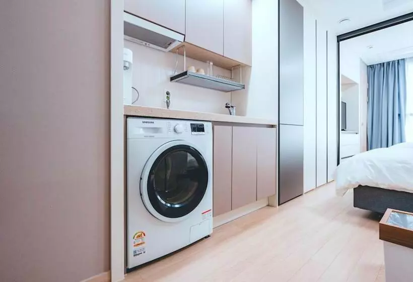 هتل H Avenue Sasang Station Residence