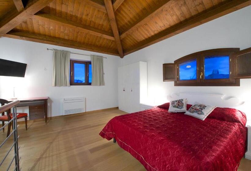 مبيت وإفطار Torre Della Loggia   Dimora Storica   Ortona