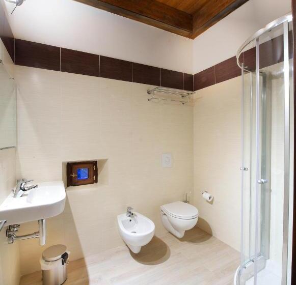 مبيت وإفطار Torre Della Loggia   Dimora Storica   Ortona