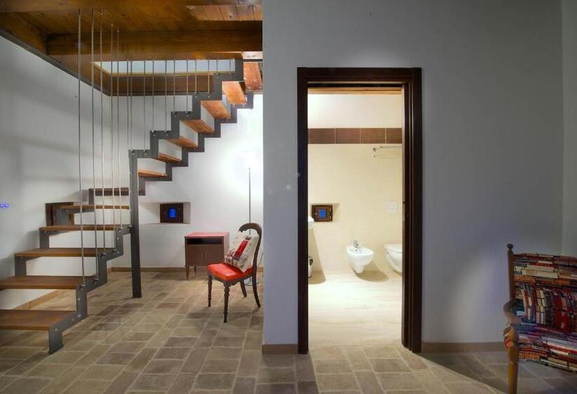 مبيت وإفطار Torre Della Loggia   Dimora Storica   Ortona