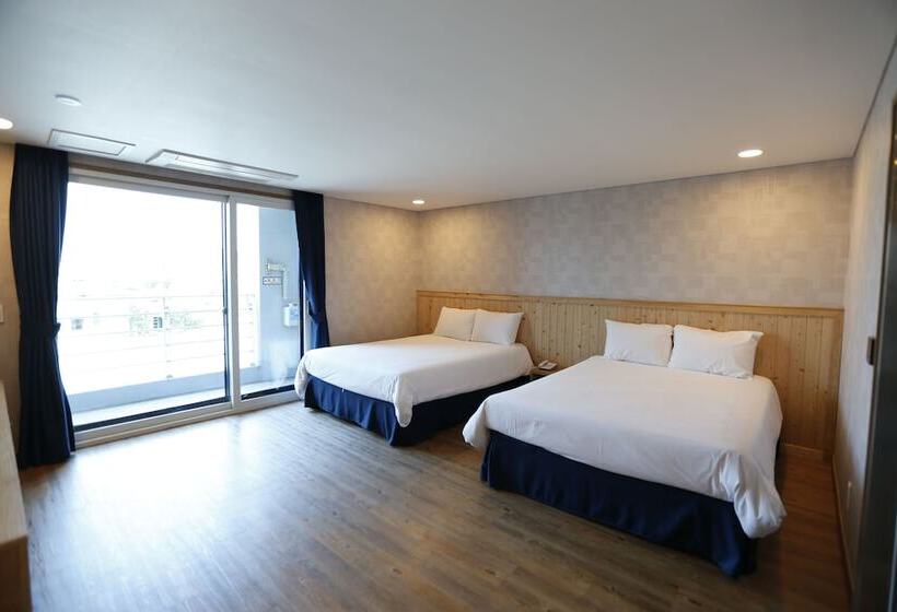 בית מלון כפרי 52